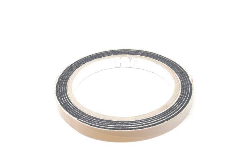 Junta de goma OEM 51711825972 para BMW E21, E12, 2002 Turbo, E30 (varios modelos antiguos). Medida 1300 mm. Original BMW. Ideal para sellado en partes como calefacción o capó.