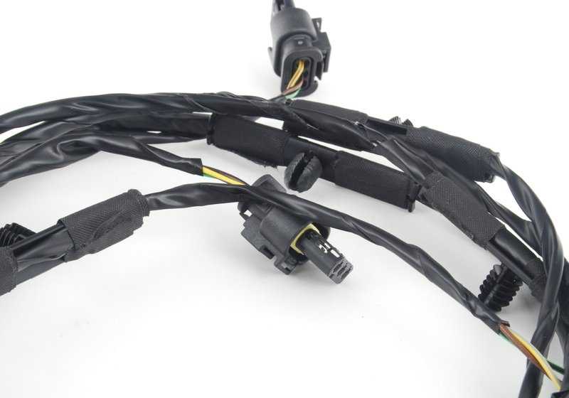 Cableado sensores de aparcamiento (PDC) delantero OEM 61129225771 para BMW E89. Original BMW.