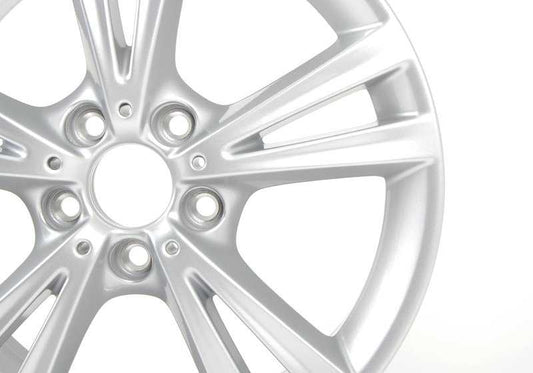 Rádio do pneu de design duplo 385 7.5x18 ET45 OEM 36116796212 para BMW F20, F21, F22, F23. BMW original.