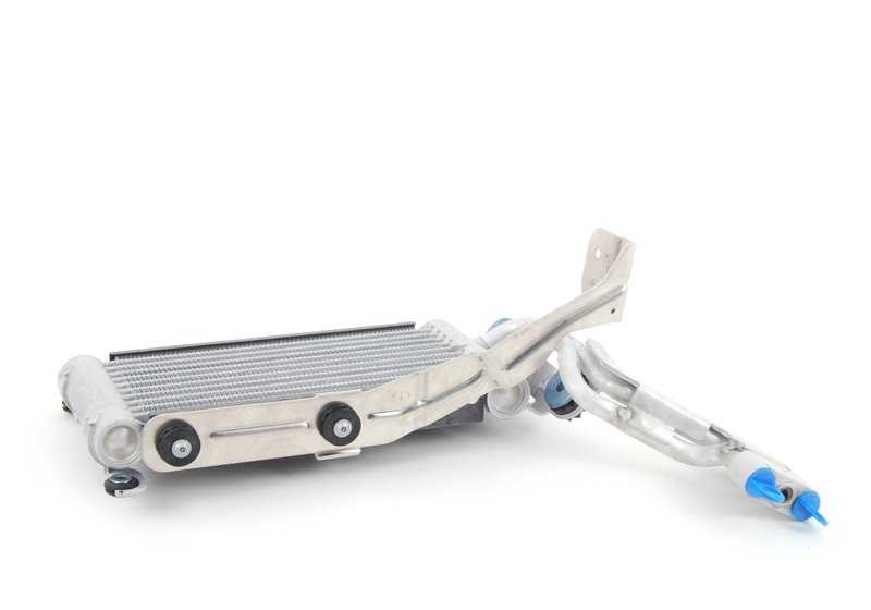 Radiador de aceite OEM 17217564702 para BMW E82, E88. Repuesto original BMW.