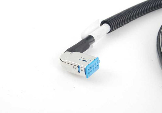 Cable LVDS OEM 61119246117 para BMW F07 y F07N. Longitud 2485 mm. Original BMW.