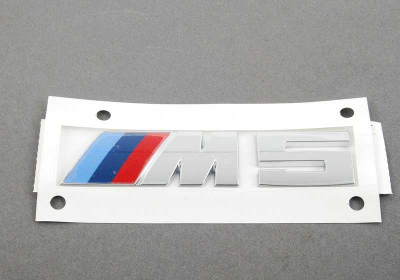 Inscripción "M5" OEM 51148060400 para BMW Serie 5 F10 M5 (2010-2016). Original BMW.
