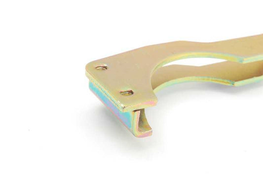 Support du système d'évasion OEM 18211177279 pour BMW E28, E24. BMW d'origine.