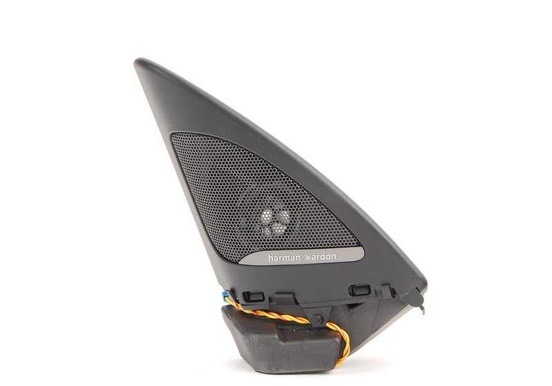 Embellecedor interior izquierdo OEM 51337269361 para BMW F21, F22, F23, F87. Original BMW.