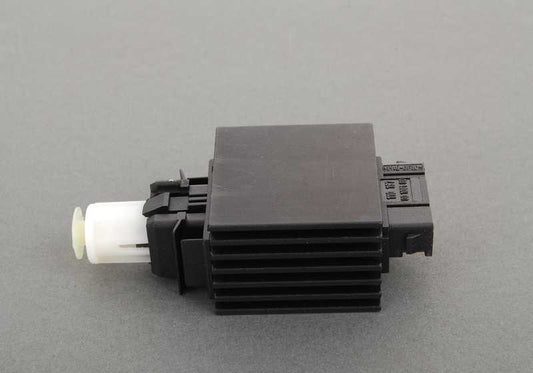 Interruptor de luz de freno OEM 61318356527 para BMW E34, E32, E31. Original BMW.