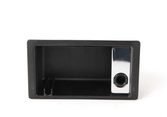 CENTRAL EVELOCATOR CHROMADO OEM 51168258283 FOR BMW 3 E46 Series. Original BMW piece. Ideal for interior, it is installed in the central console.