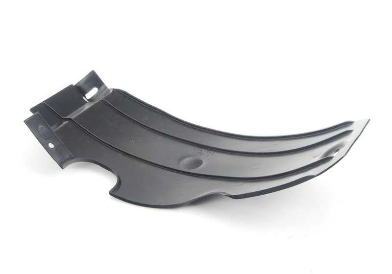 Guardabarros para BMW Serie 3 E30 (OEM 16131179779). Original BMW.
