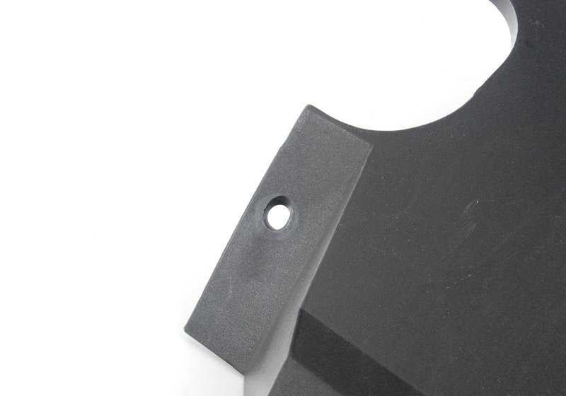 Guardabarros para BMW Serie 3 E30 (OEM 16131179779). Original BMW.