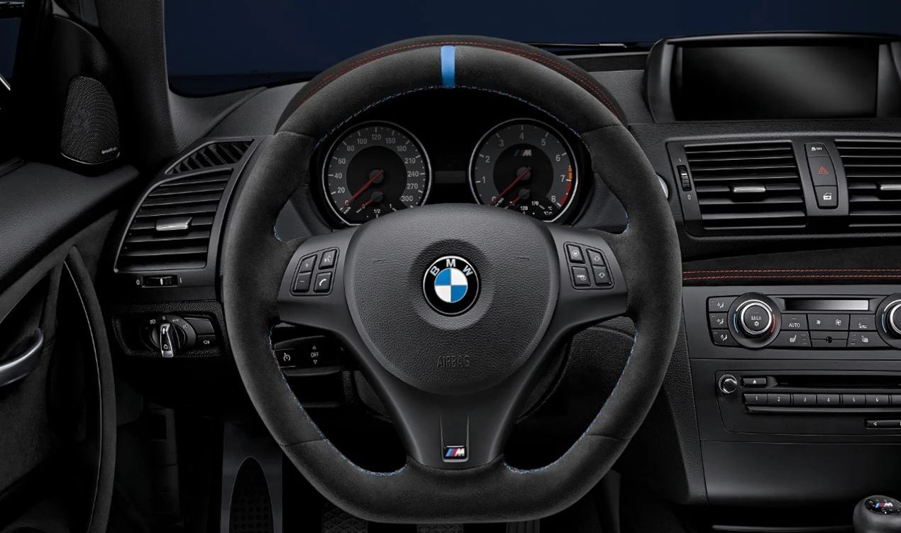 M Performance steering wheel for BMW 1 Series E82, 3 Series E90, E92, E93 (OEM 32302212772). Genuine BMW
