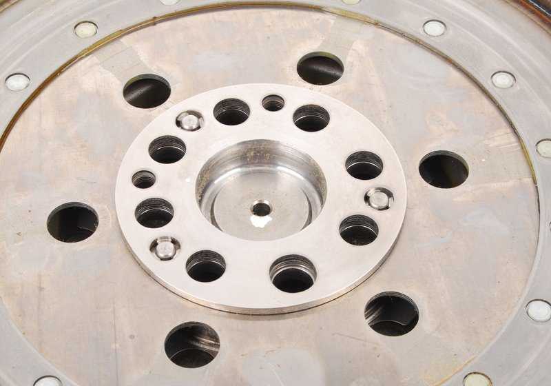 Volante bimasa OEM 21207542984 para BMW E82, E88, E90, E91, E92, E93, E60, E61. Compatible con motores N54. Original BMW.