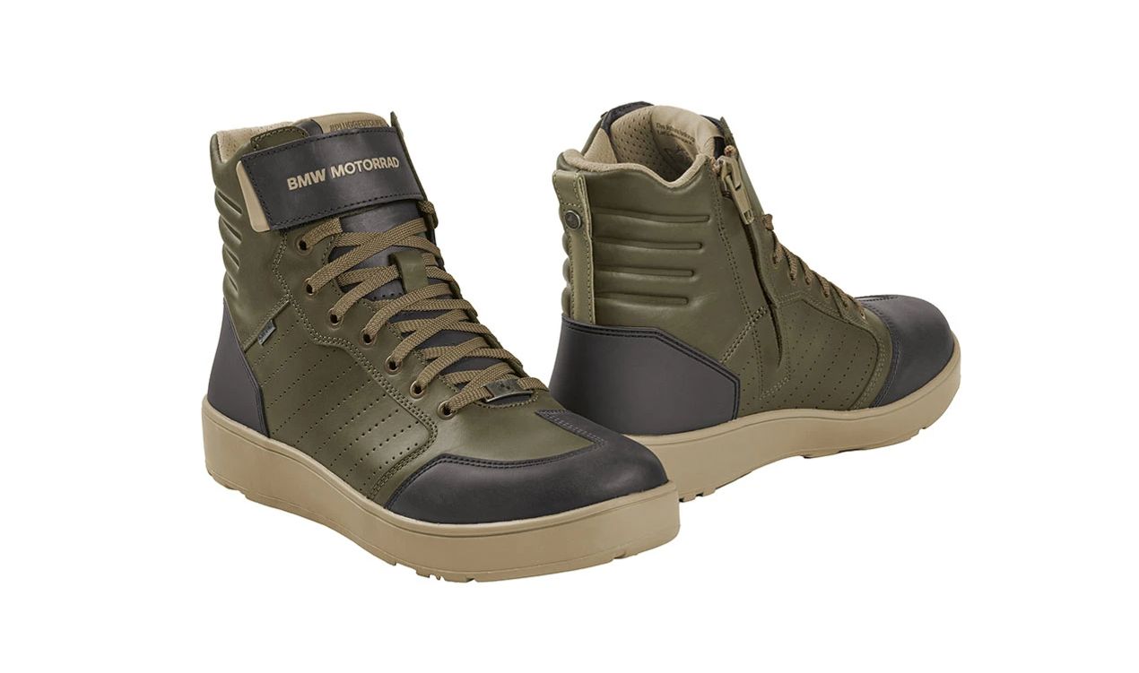Zapatillas impermeables GORE-TEX OEM 76225B3D766 para BMW Motorrad (todos los modelos). Con protección en tobillos y talones, suela resistente a aceite/combustible y cierre lateral. Original BMW Motorrad.
