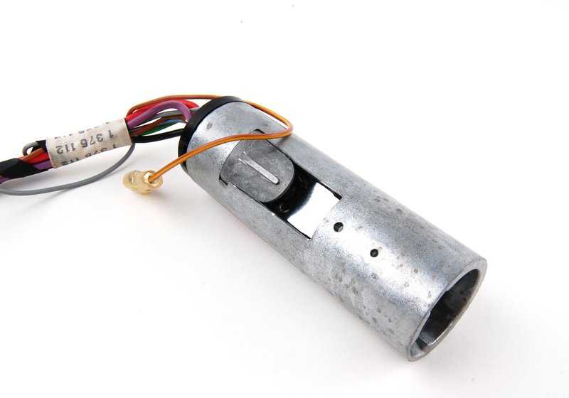 Cerrojo de dirección OEM 32321156460 para BMW Serie 3 E30 318i (1984-1985). Original BMW.
