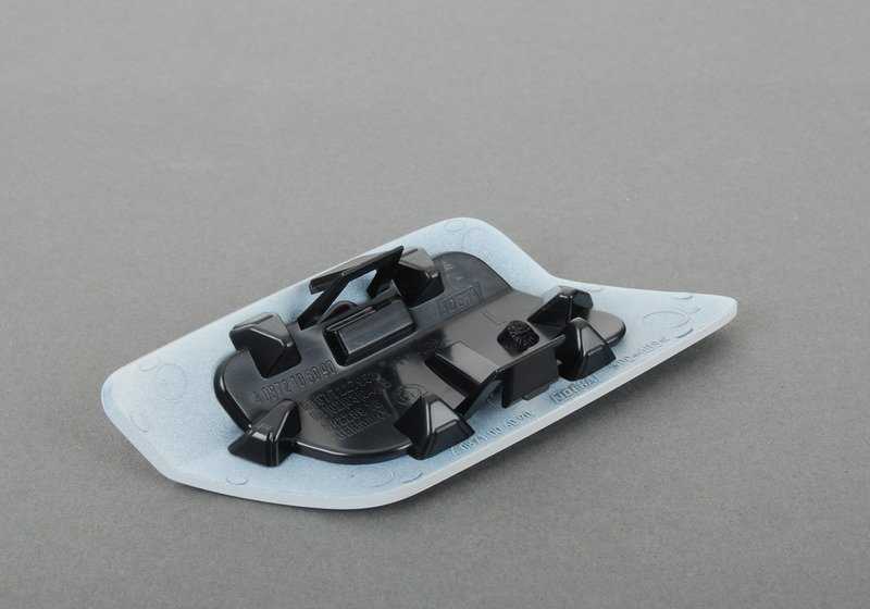 Mistura bruta aparada para BMW E92N, E93N (OEM 61677253395). BMW original