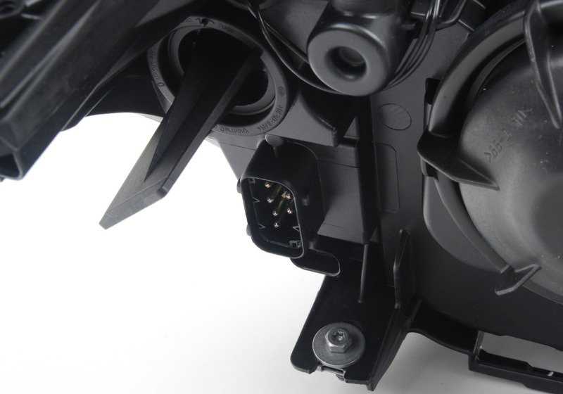 Faróis frontais esquerdos para BMW E60, E61 (OEM 6312716115). BMW original