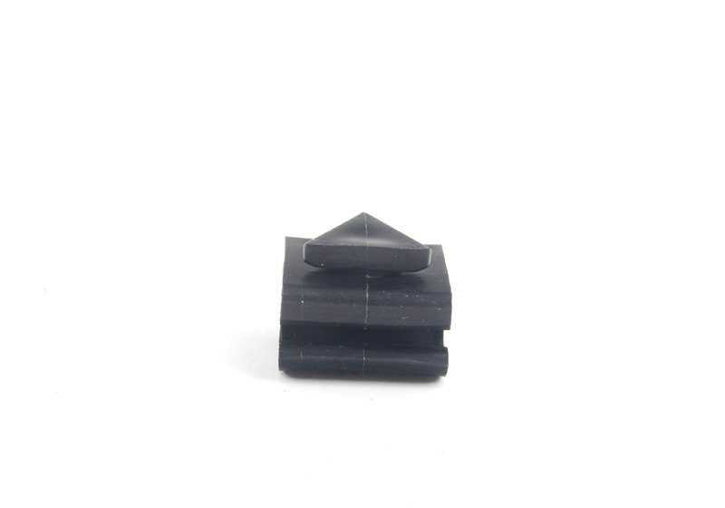 Silentblock OEM 51241815364 para maletero BMW E21, E30, E24, E23. Pieza de soporte para cierre o bisagra del portón trasero. Recambio original BMW.