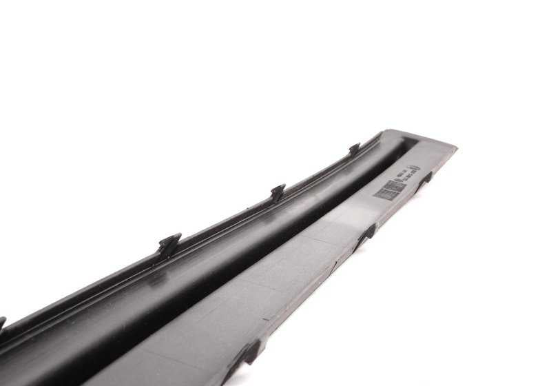 Revestimiento inferior central para BMW Serie 3 E46 (OEM 51122492225). Original BMW