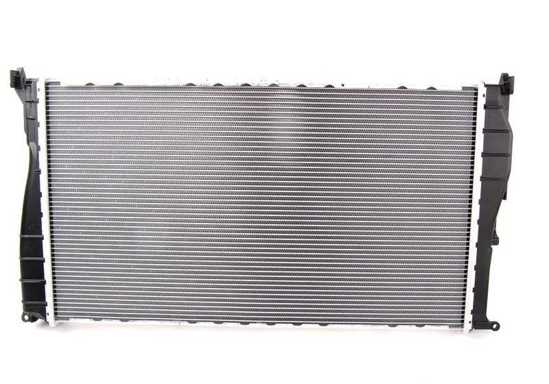 Radiador de refrigerante OEM 17117558480 para BMW E82, E88, E90, E90N, E91, E91N, E92, E92N, E93, E93N, E84, E89. Original BMW.