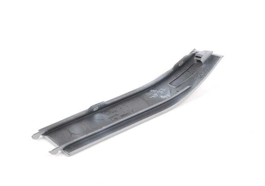 Tapa lateral derecha parachoques M Technic OEM 51112253002 para BMW E31 840Ci y 850CSi/Ci. Compatible con modelos desde 1992 hasta 1999. Pieza original BMW.