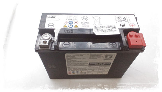 Batería AGM 20Ah OEM 61219321815 para BMW i3 (modelos I01 60Ah y 120Ah, con y sin Rex, producción 2013–2022). Compatible solo con versiones AGM. Original BMW.