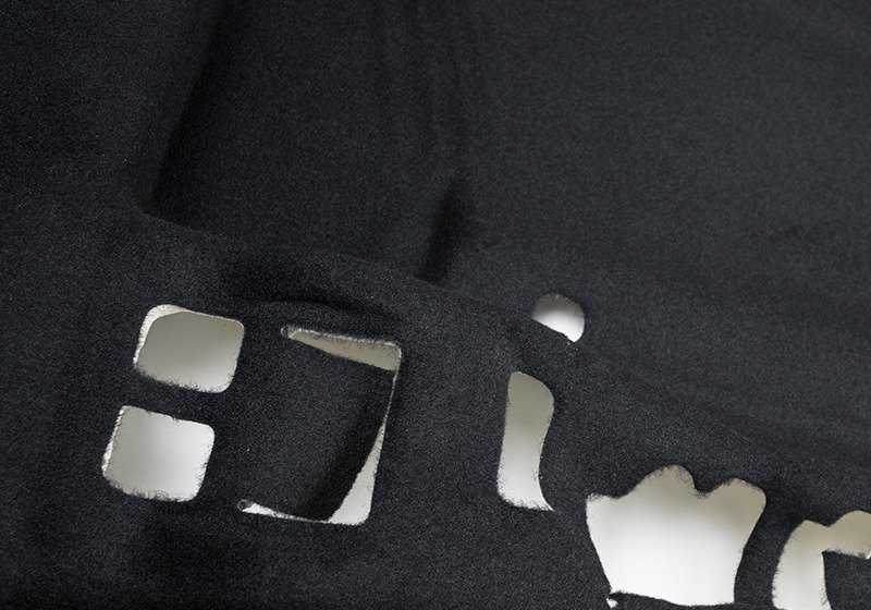 Protector inferior suelo OEM 51479181159 para MINI R56 {Cooper MF3, MF4, SU3, SU4, DMG3, DMG4, DSW3, DSW6, SMF7, SMF8}. Pieza original MINI, acabado Carbon Black.