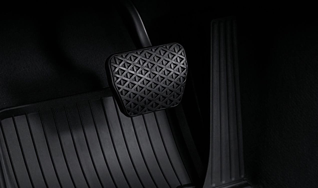 Carombrillas di tutte le stazioni per BMW F07, F07N (OEM 51472152348). BMW originale