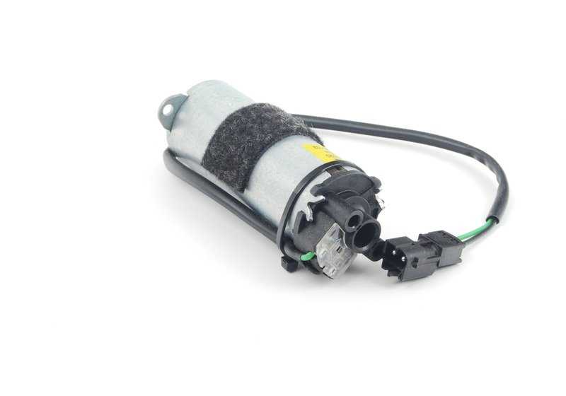 Motor eléctrico ajuste respaldo OEM 67318353226 para BMW E36 (3er Serie). Compatible con asientos delanteros deportivos y con regulación eléctrica. Original BMW.