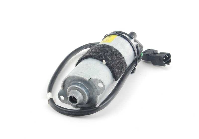 Motor eléctrico ajuste respaldo OEM 67318353226 para BMW E36 (3er Serie). Compatible con asientos delanteros deportivos y con regulación eléctrica. Original BMW.
