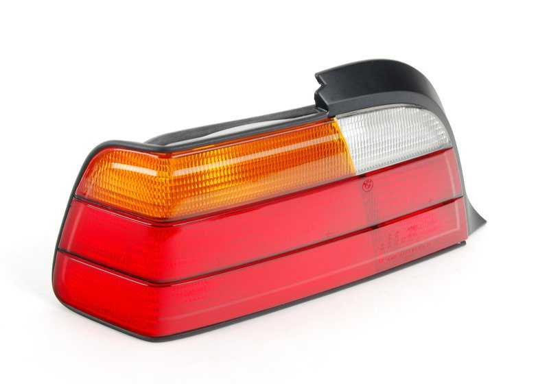 Piloto trasero izquierdo OEM 63218353273 para BMW E36 (Sedán, Touring, Coupé, Compact). Original BMW.