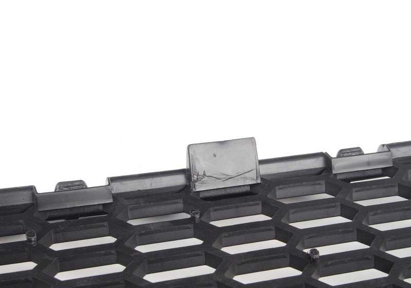 Rejilla de parachoques delantero OEM 51113417722 para BMW X3 E83 LCI (2006-2010). Original BMW.