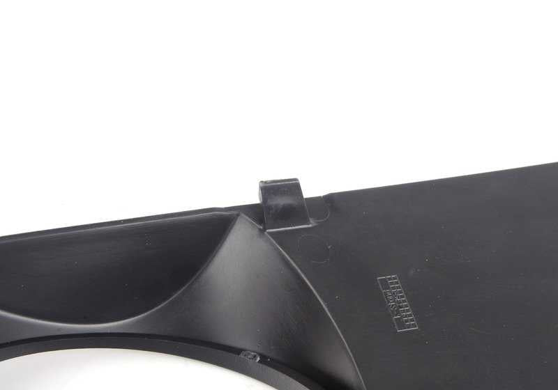 Rejilla de parachoques delantera derecha OEM 51113417726 para BMW X3 E83 (2003-2010). Original BMW.