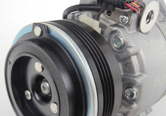 Compresor de aire acondicionado OEM 64529185143 para BMW X5 E70 3.0si (FE41 y FE42) con motor N52K. Compatible con modelos fabricados entre 04/2007 y 03/2010. Original BMW.