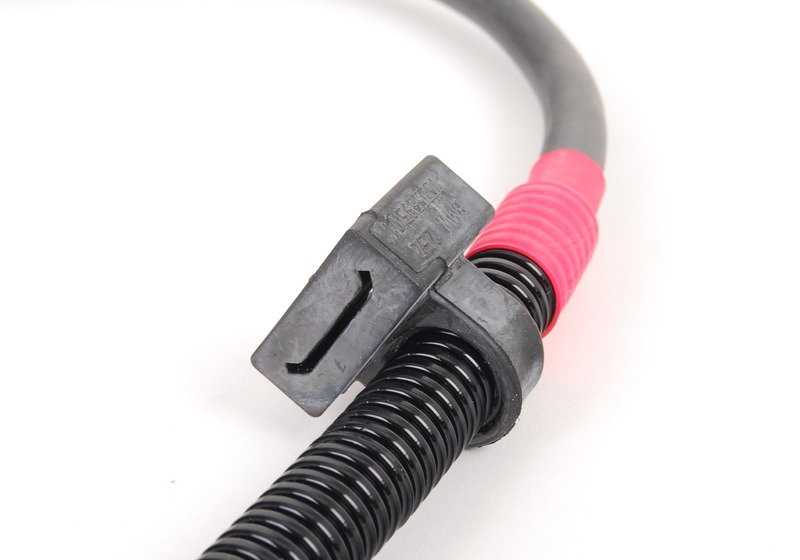 Cable de conexión alternador-motor de arranque B+ OEM 12427584691 para BMW E82, E88, E90, E91, E92, E93, E84. Original BMW.