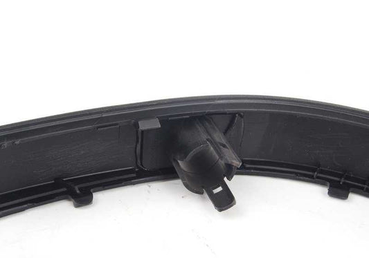 Moldura trasera derecha OEM 51127901492 para BMW E39. Original BMW.