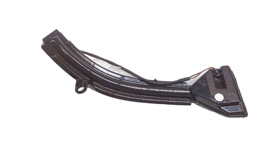 Intermitente lateral espejo izquierdo OEM 63137308535 para BMW F07, F10, F11, F06, F12, F13, F01, F02. Compatible con todos los modelos indicados. Recambio original BMW.