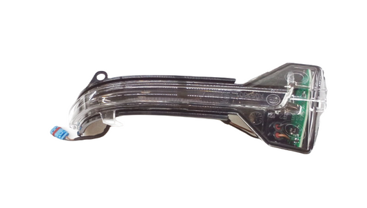 Intermitente lateral espejo izquierdo OEM 63137308535 para BMW F07, F10, F11, F06, F12, F13, F01, F02. Compatible con todos los modelos indicados. Recambio original BMW.