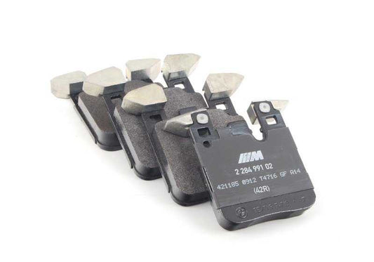 Juego de pastillas de freno OEM 34218099354 para BMW F87, F80, F82, F83. Original BMW.