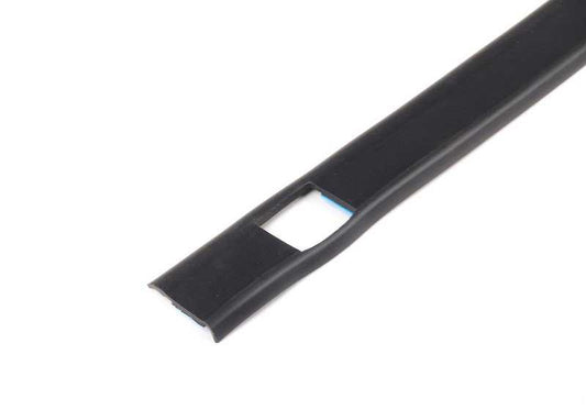 RIGHT BOARD OEM 51321942794 for BMW Series 3 E30. Original door/body seal. Compatible exclusively with BMW E30. Original BMW spare.