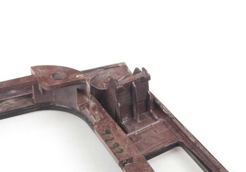 Hueco de almacenamiento de madera (Myrte) OEM 51168208718 para BMW E46. Pieza original BMW.