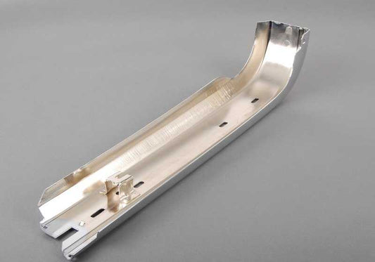 Pára-choque traseiro esquerdo OEM 51121922161 para BMW E30 316, 318. BMW original.