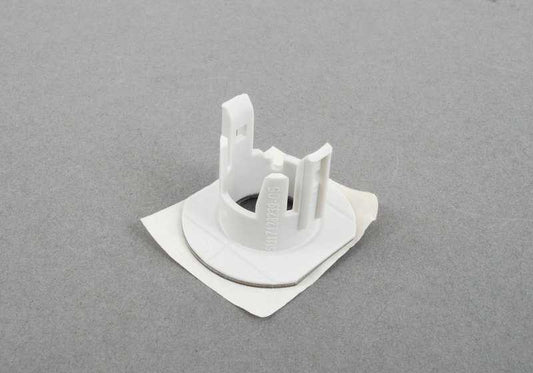 Soporte PDC delantero interior izquierdo OEM 51117128239 para BMW Serie 3 E92, E92 LCI, E93, E93 LCI. Original BMW.