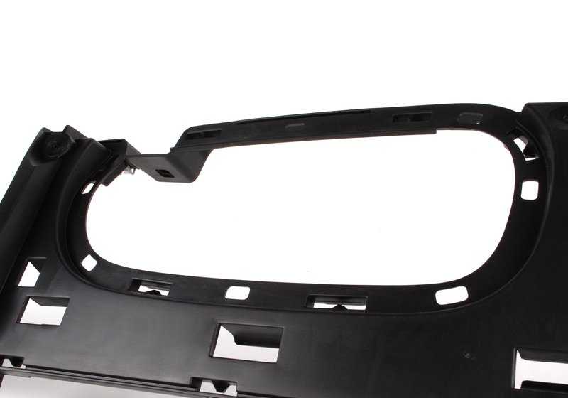 Inserisci il paraurti anteriore centrale per BMW X3 E83 (OEM 51113400898). BMW originale