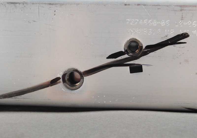 Elemento de deformación derecho OEM 51647274660 para BMW F25, F26. Pieza original BMW diseñada para absorber impactos en la parte delantera del vehículo. Original BMW.