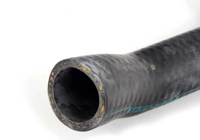 Manguera de refrigeración OEM 11531276543 para BMW E28. Original BMW.