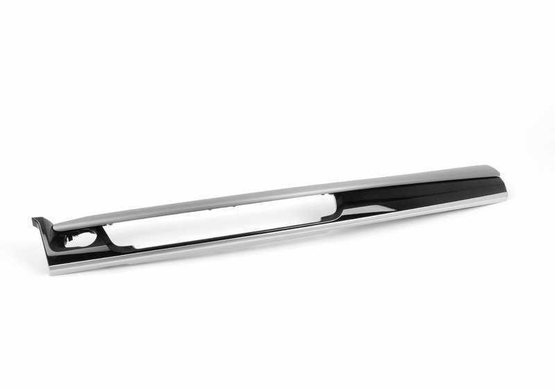 Embellecedor salpicadero aluminio cepillado pasajero OEM 51459270472 para BMW F15, F16. Original BMW.