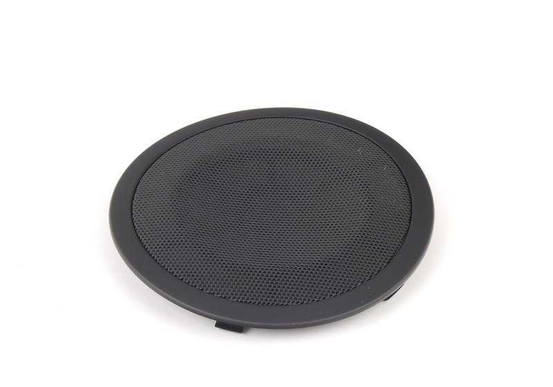 Rejilla altavoz medio izquierda OEM 51416975349 para BMW E81, E82, E87, E88. Pieza original BMW, color negro, encaja en puerta delantera. Ideal para reemplazo o restauración.