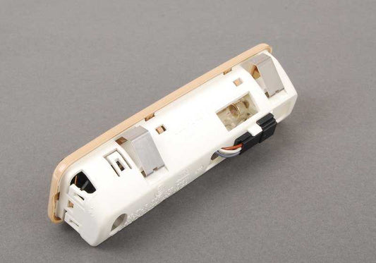 Luz de lectura interior trasera izquierda beige OEM 63318366435 para BMW E39 (todos los modelos compatibles). Original BMW.