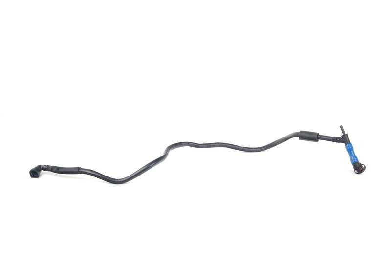 Tubo de ventilación de combustible OEM 16137845193 para BMW E82 M Coupé UR91 y UR93. Sistema de purga de gases/depósito. Original BMW.