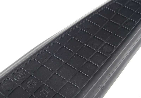 Left rear mat 51416987895 for BMW X5 E70, E70N and BMW X6 E71, E72. Original BMW.