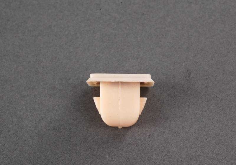 Inserto embellecedor OEM 51457000912 para BMW E39 (5er). Compatible con versiones: Edelholzausführung Vavona, Nussbaum, Bruyere Club, Muschelahorn burgund, Zierblenden aluminio/titan/gittergalvanik. Original BMW.