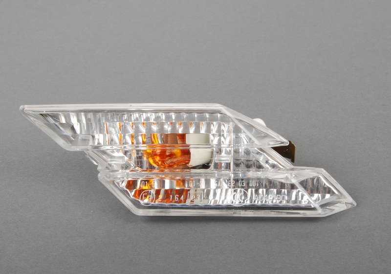 Intermitente lateral blanco izquierdo OEM 63137165809 para BMW E63, E64. Original BMW.